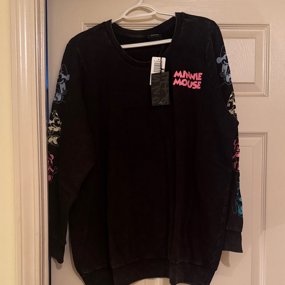 NWT Torrid Minnie Mouse Black Sweater Size 3X